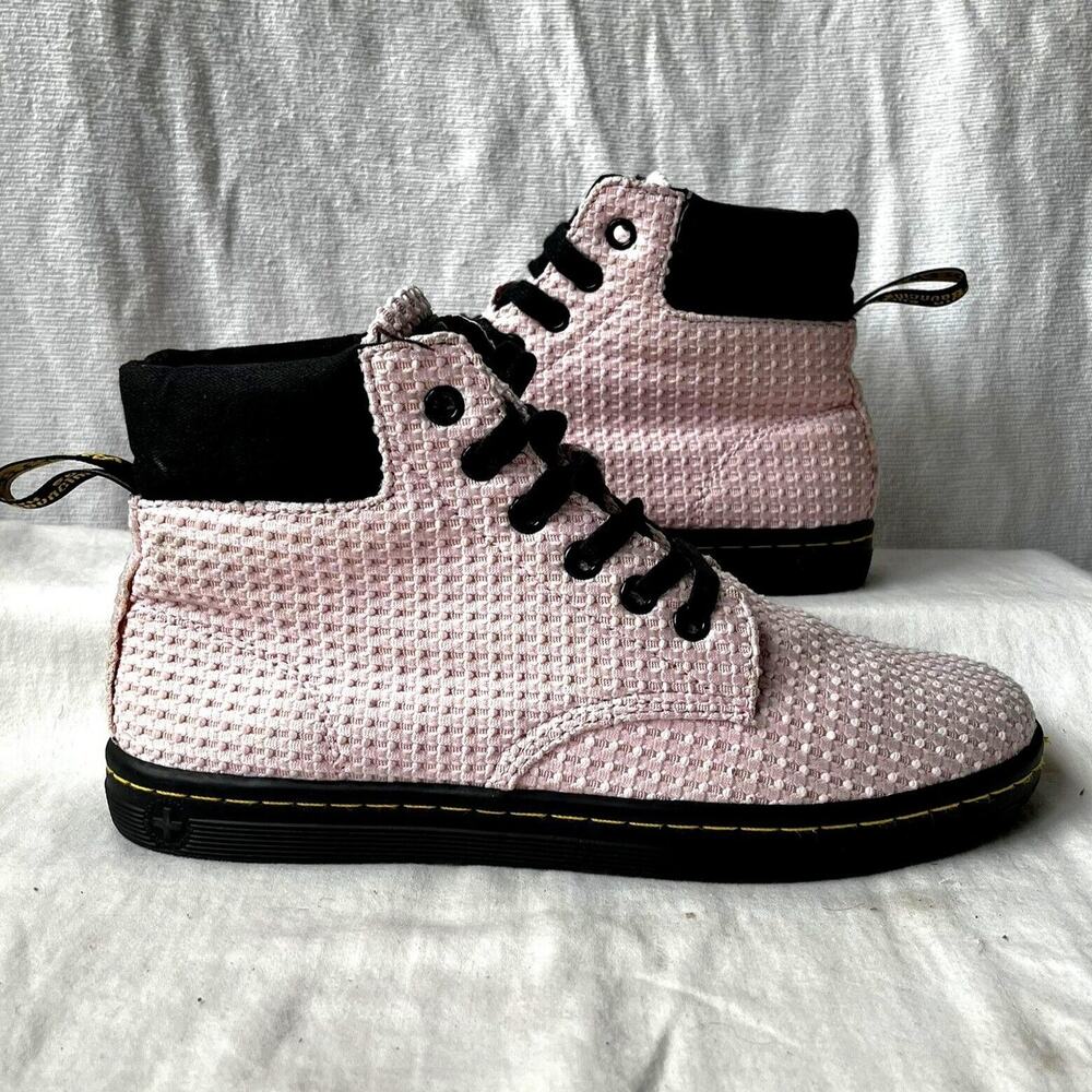 Dr Martens Maelly WC Women's Waffle Knit Ankle Lace Up Boots Light Pink Size 7